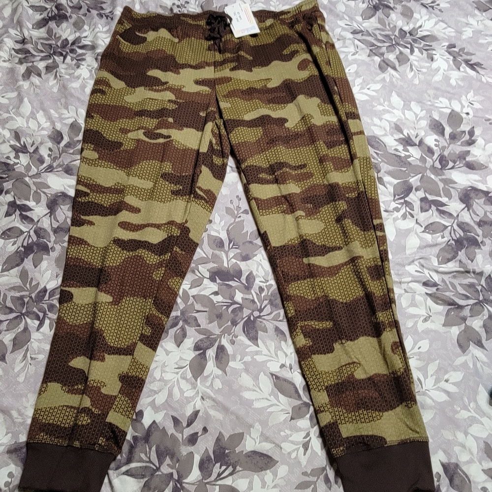 Lularoe camo Jax joggers
